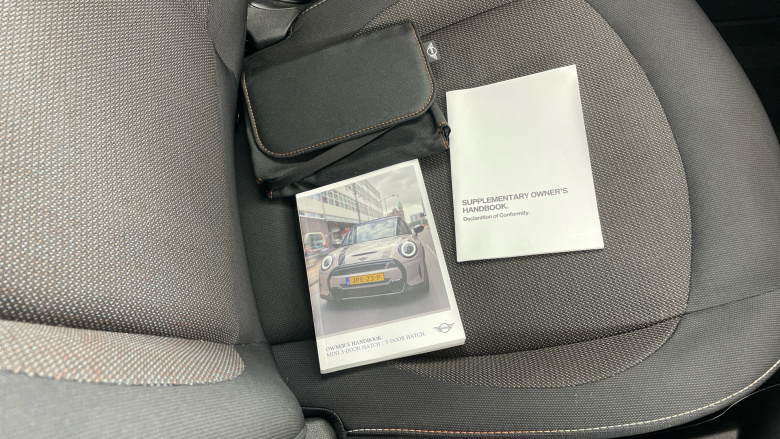 MINI Hatchback 1.5 One Classic 5dr Petrol Hatchback